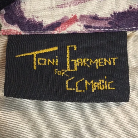 Toni Garment Floral Blazer - Picture 2 of 7